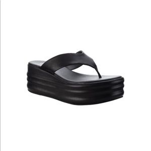 ** Only 7 & 7.5 Sizes*** Black Platform Flip Flop Sandals